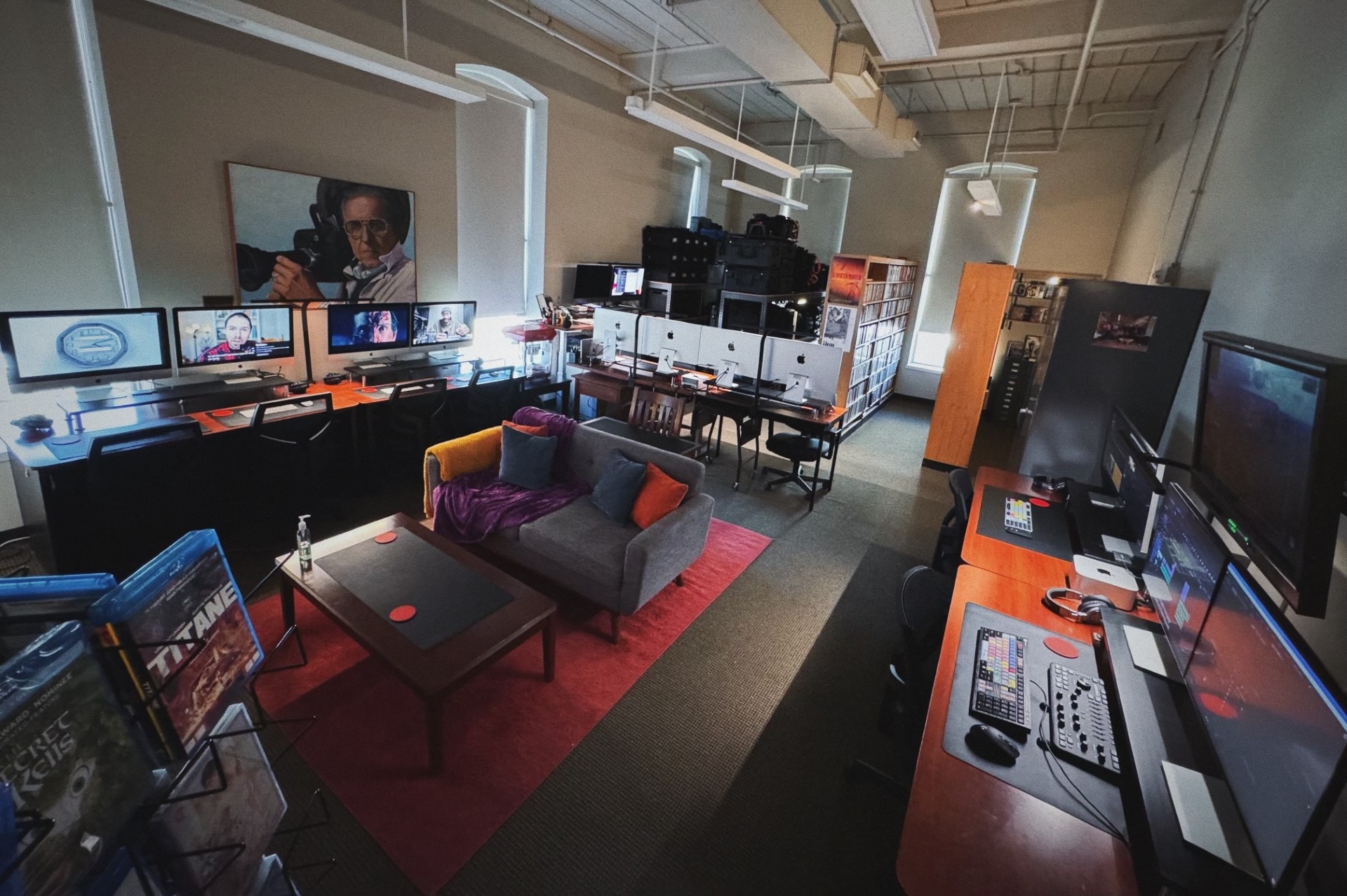 Overhead photo of FMS Media Lab.