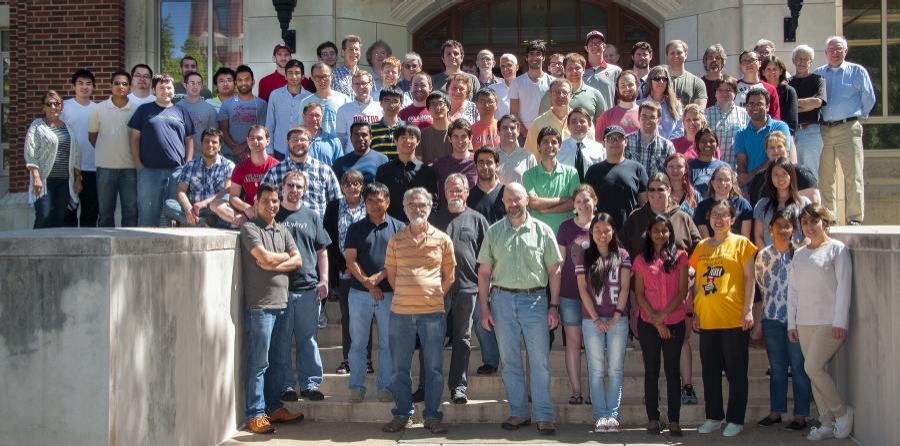 2015-2016 group photo in color.