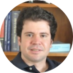 A photo of Bruno Uchoa.
