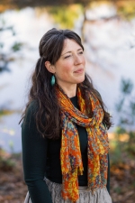 The Department of 宗教皇冠体育研究, the Department of Women’s and Gender Studies and Environmental Studies at the University of Oklahoma invite you to join us for a conversation with author and University of Oklahoma alumna Chelsea Steinauer-Scudder on her publication, Mother, Creature, Kin: What We Learn from Nature’s Mothers in a Time of Unraveling at 6 p.m. on Tuesday, April 15 in the Bartlett Room at the Oklahoma Memorial Union. Snacks will be provided.