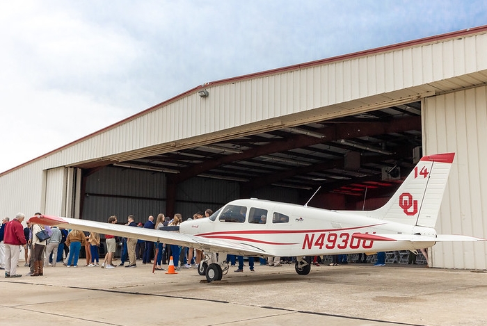 One of OU's airplanes with students. 