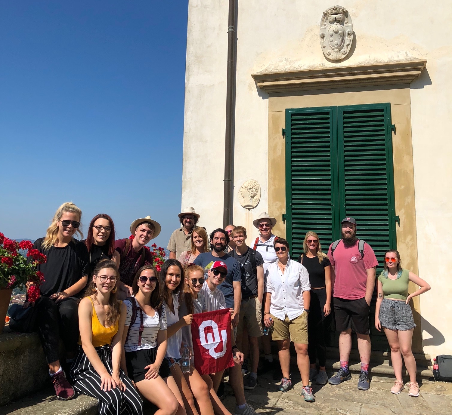 Group of OU students in Italy.