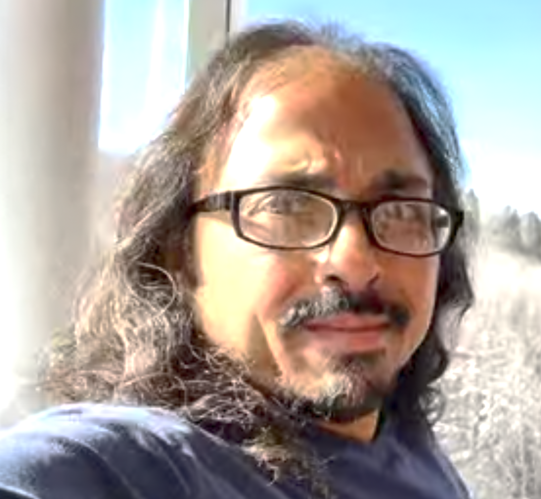 A photo of Kuver Sinha.