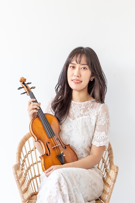 Yena Lee Yena Lee