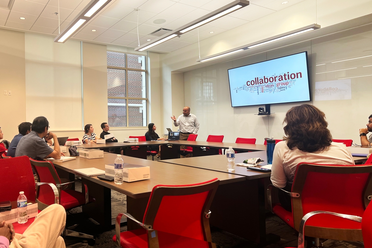 Mike Banad, an associate professor in the School of Electrical and Computer Engineering, led DISC’s community of practice event.