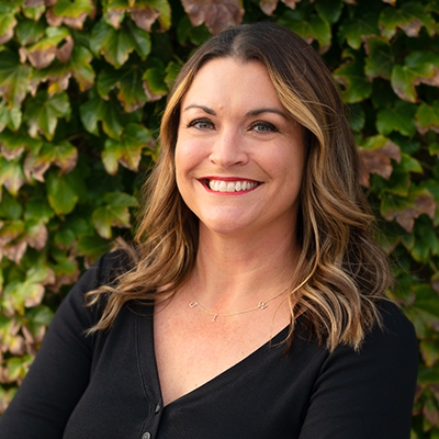 Lee Anne Stone Headshot