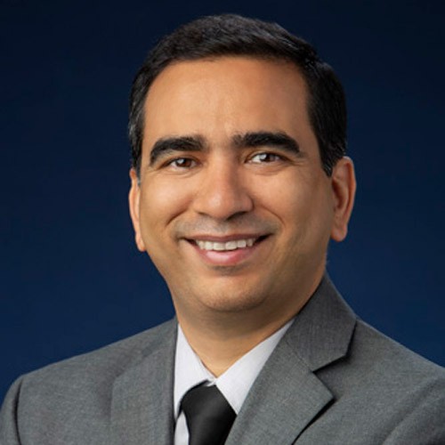Naveen库马尔.