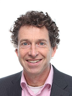 Headshot of Jan Willem Velthuijsen