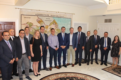 group photo of the EMBA in Aerospace and Defense cohort visiting Washington, D.C.