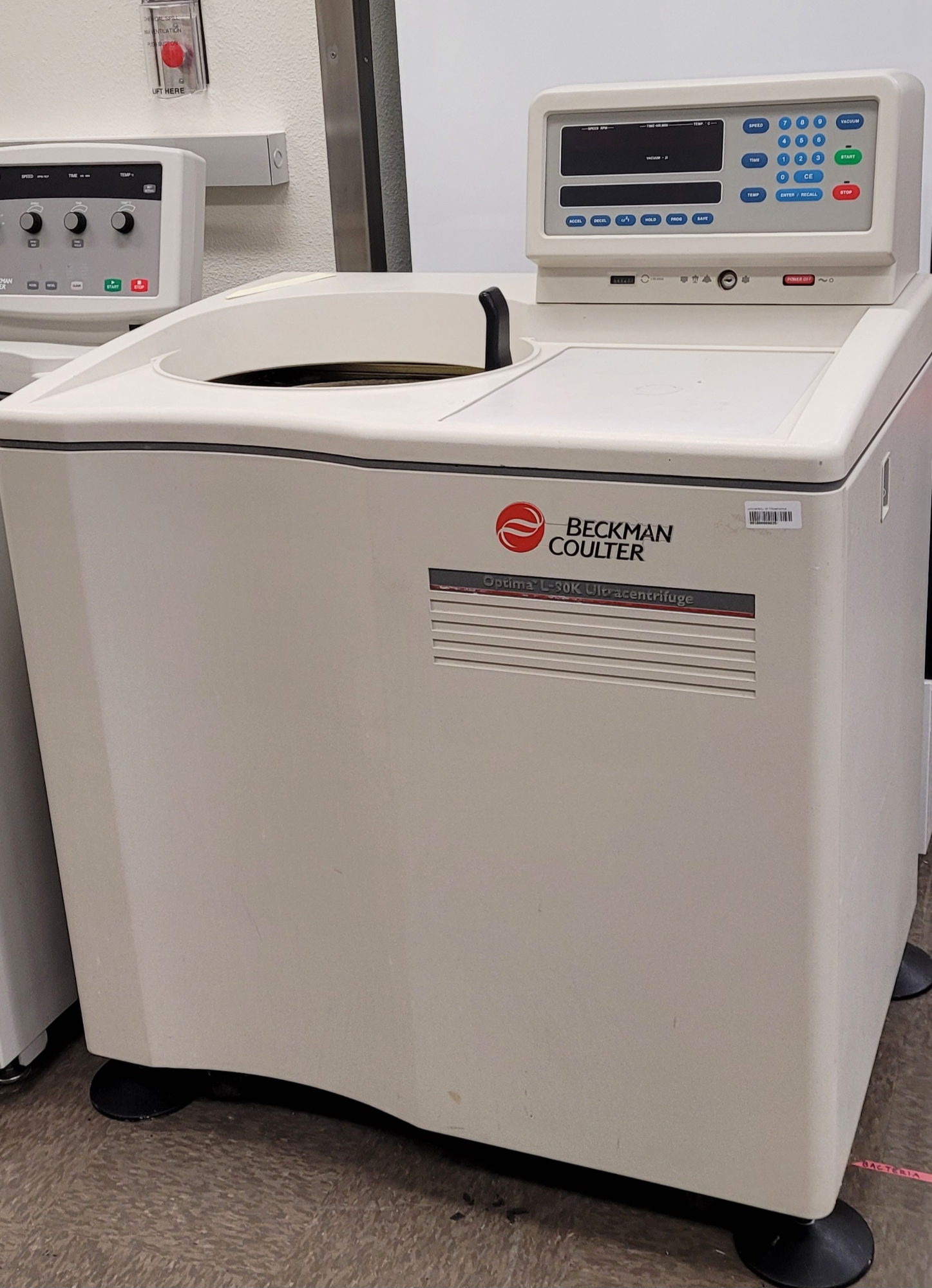 Picture of ultracentrifuge